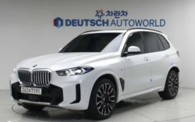 X5 (G05) xDrive 40i xLine BMW 2025/06 35,177km